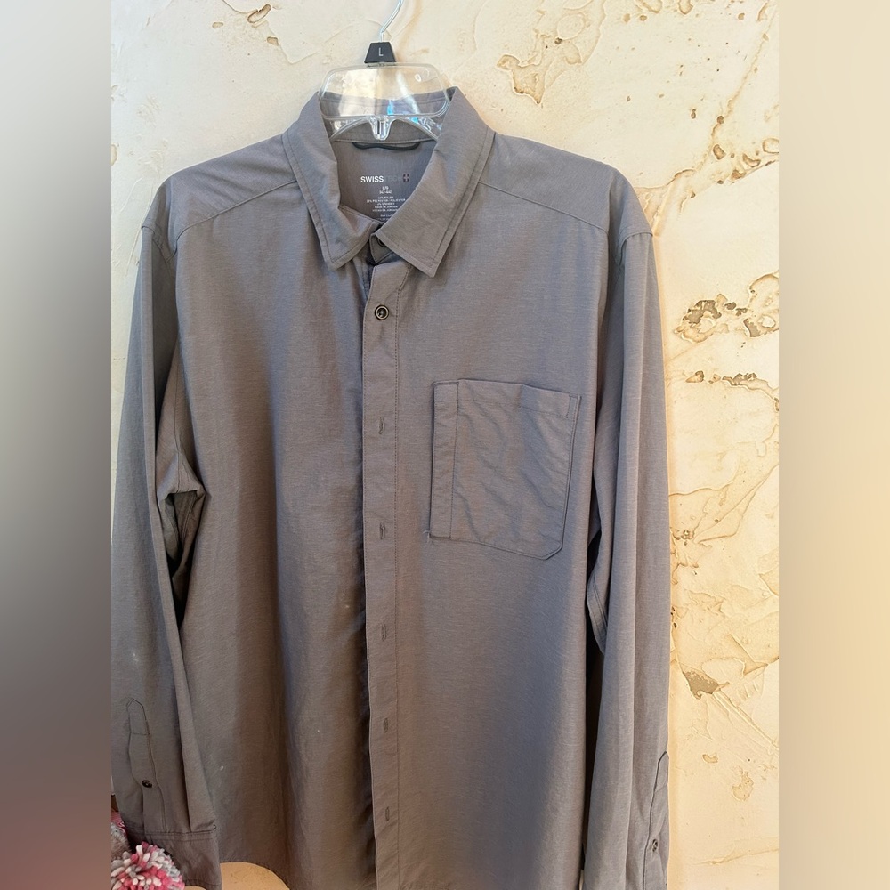 Swiss Tech Gray Men’s Travel Dress Shirt Long Sleeve